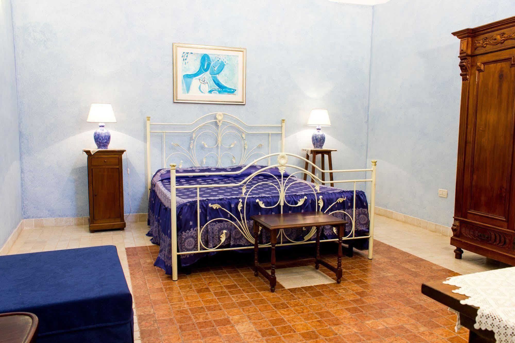 Anticadimora Dei Pepe Bed & Breakfast ซัลเว ภายนอก รูปภาพ
