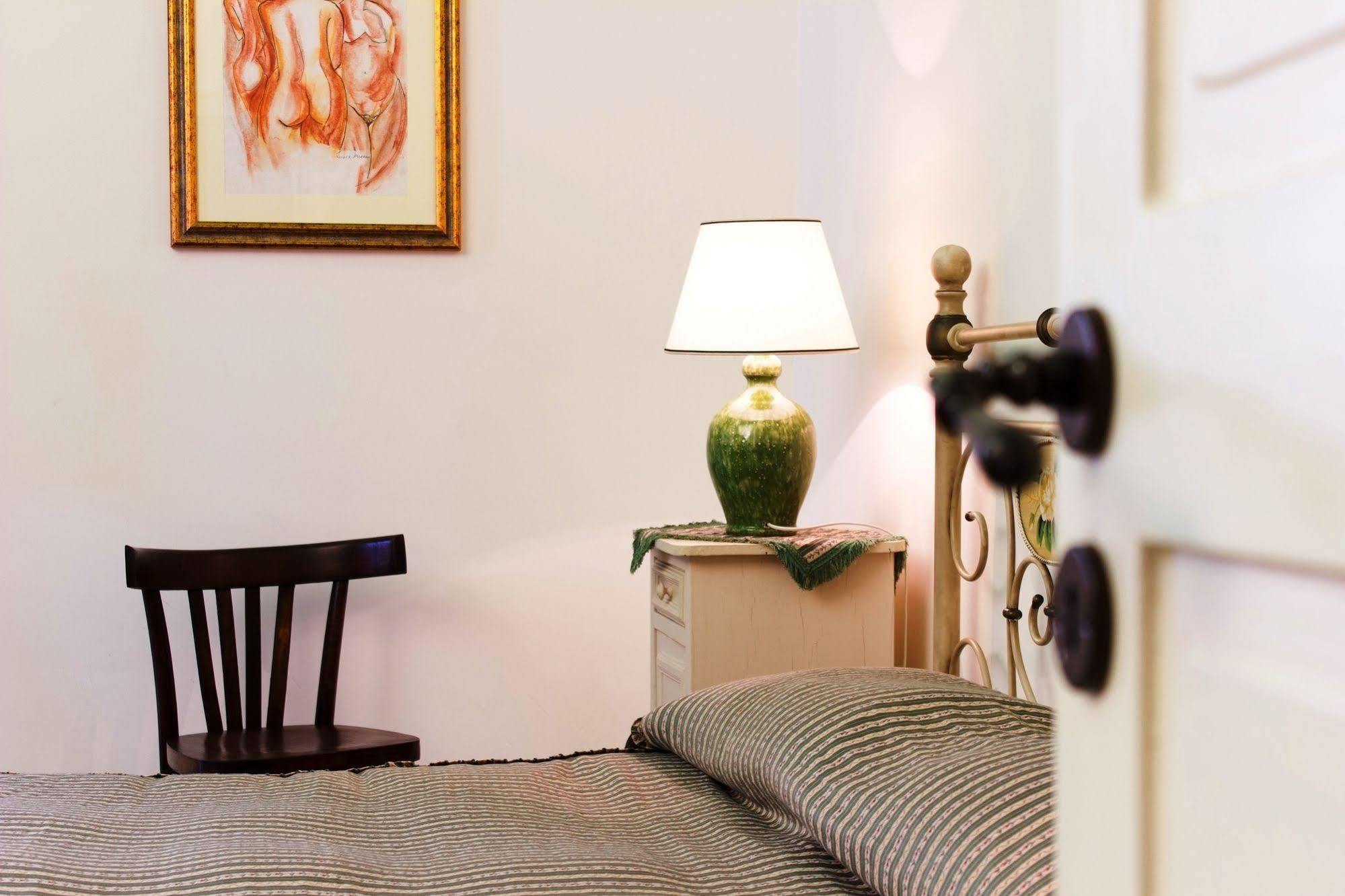 Anticadimora Dei Pepe Bed & Breakfast ซัลเว ภายนอก รูปภาพ